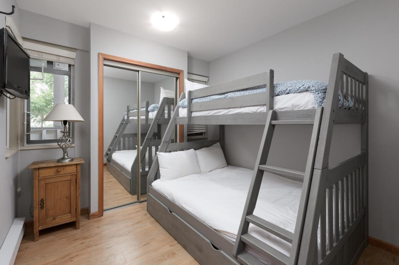 Lagoons By Cozystay Signature Whistler Esterno foto